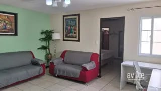 Condado Naranjo, casa totalmente equipada, dentro de Alameda Norte Q13,500 — Casa en Alquiler en Condado Naranjo, Zona 4 Mixco, Guatemala, Ciudad — miniatura 10 de 11