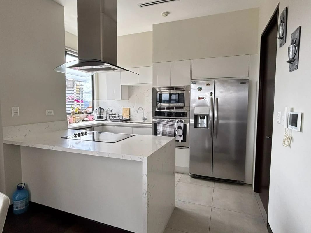 Apartamento de Lujo en Venta en Zona 14 — Apartamento en Venta en Zona 14, Guatemala, Ciudad — foto 1 de 7