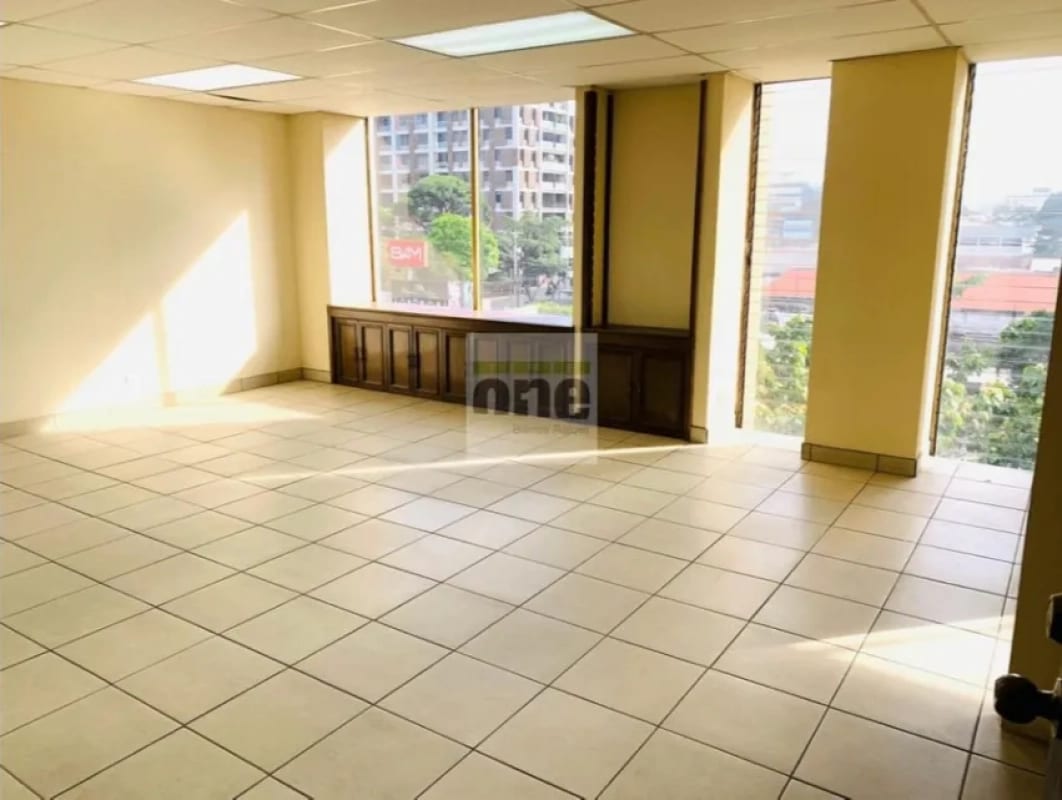 Zona 9 Alquilo oficina de 60 mts2 — Oficina en Alquiler en Zona 9, Guatemala, Ciudad — foto 1 de 5
