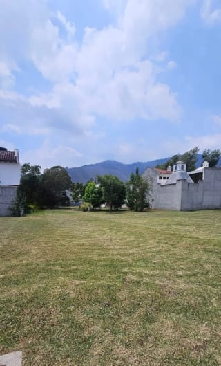 Venta Terreno en Condominio Cerca de Panorama y San Bartolo, Antigua — Terreno en Venta en Antigua, Sacatepéquez — miniatura 2 de 3