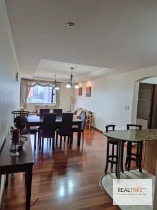 En renta Apartamento Amueblado ó sin muebles, zona 10 — Apartamento en Alquiler en Zona 10, Guatemala, Ciudad — miniatura 3 de 12