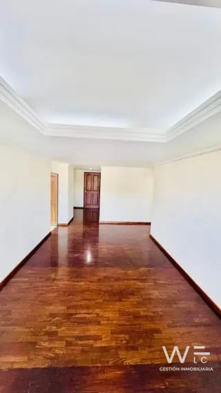 Alquilo Apartamento Zona 10 — Apartamento en Alquiler en Real de la Villa, Zona 10, Guatemala, Ciudad — miniatura 1 de 13