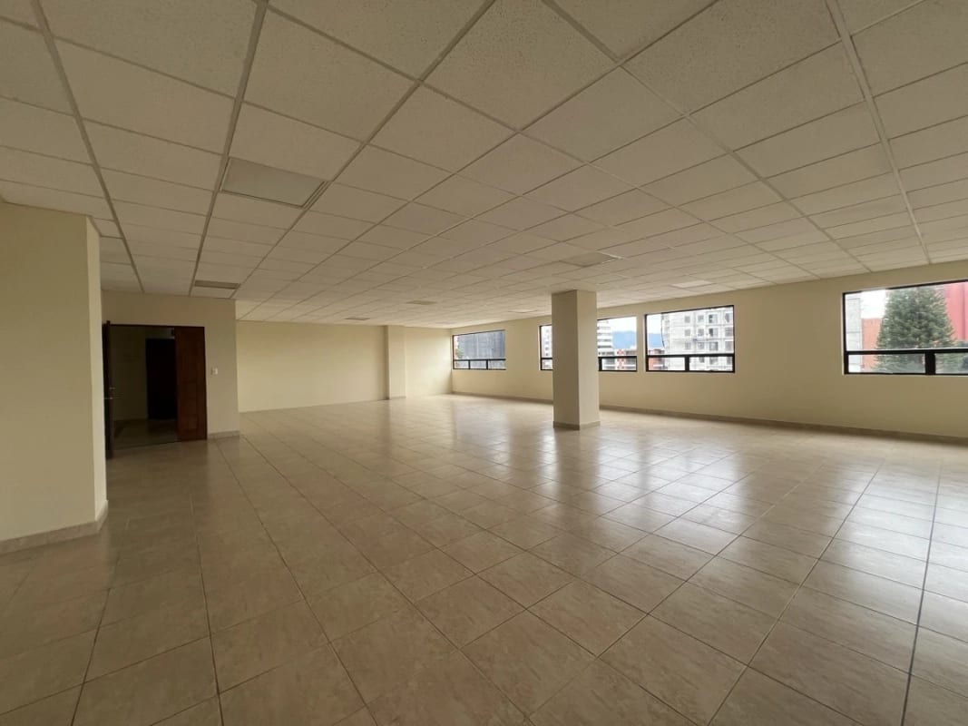 Condesa II / Oficina en Renta en Zona 13 โ Oficina en Alquiler en Zona 13, Guatemala, Ciudad โ foto 1 de 4