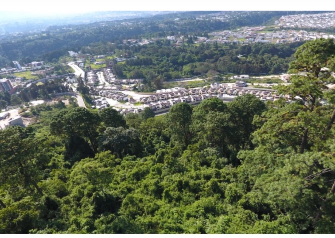 Terreno Zona 16 San Isidro, para Desarrollar 2.2 Manzanas de Terreno Ideal Desarrolladores 22,393 VRS2 $100 Vr, Cerca de Universidades , Colegios, Golf , Lomas de San Isidro y el Pulté S $ 2.239,300. — Terreno en Venta en Zona 16, Guatemala, Ciudad — foto 1 de 2