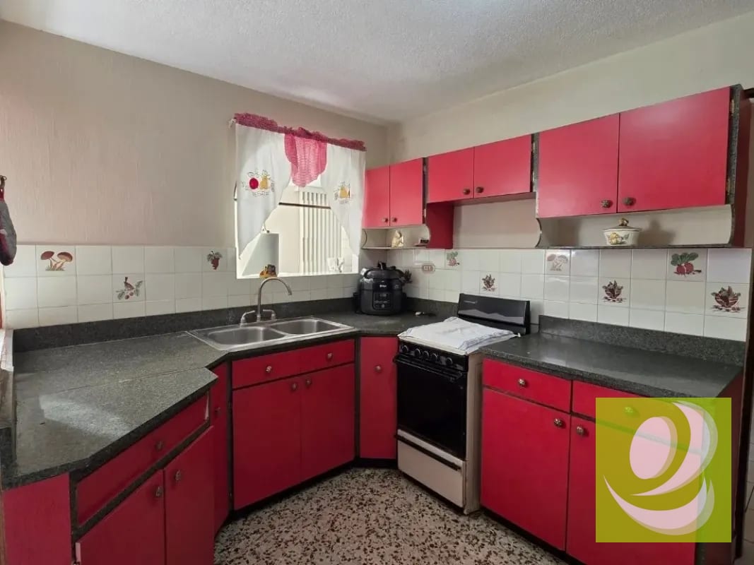 Casa en Venta en Valle del Sol zona 2 Mixco — Casa en Venta en Zona 2 Mixco, Guatemala, Ciudad — foto 4 de 10