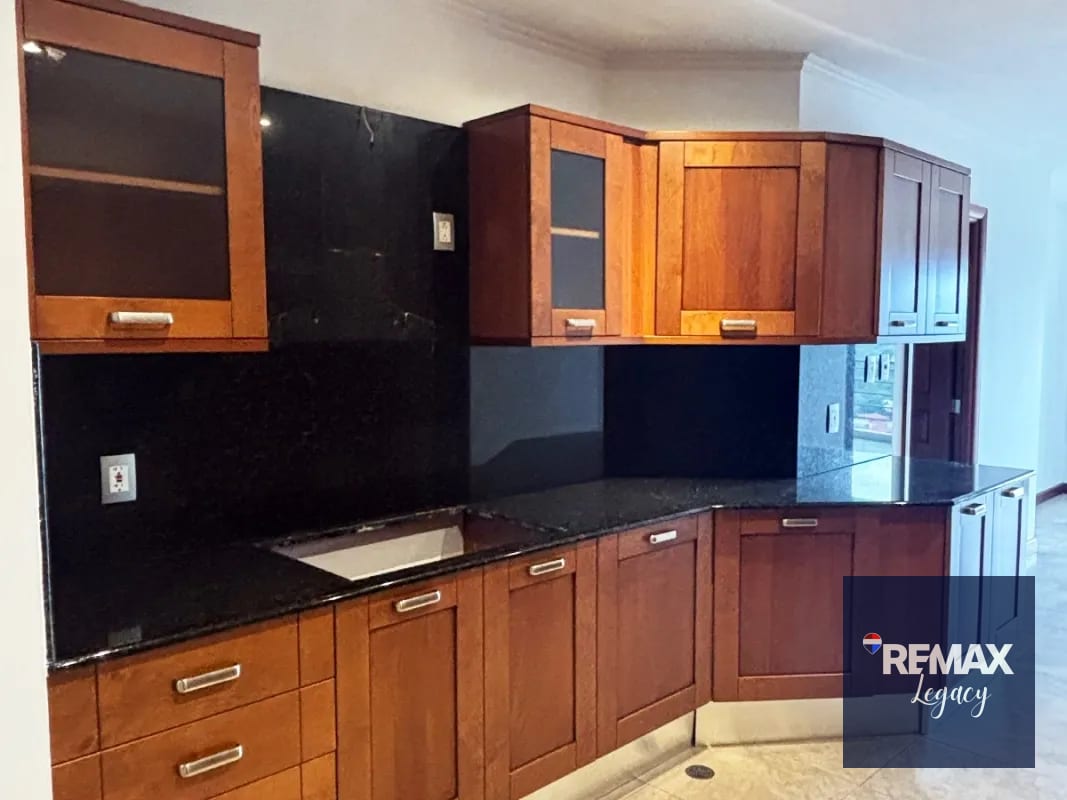 Apartamento Renta | Tadeus | zona 14 — Apartamento en Alquiler en Tadeus, Zona 14, Guatemala, Ciudad — foto 7 de 17