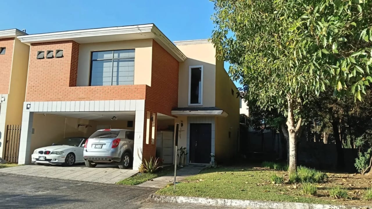 🚨🚨 Casa en Venta – Carretera a el Salvador 🚨 📍 KM. 22.7 CAES – Villas Campestre 2 — Casa en Venta en Villas Campestre II, Carretera a El Salvador, Guatemala, Ciudad — foto 1 de 8