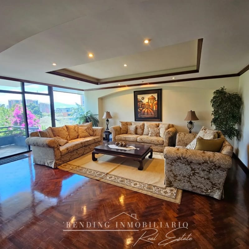 Apartamento amueblado en renta zona 14 edificio L'Excellence de 3 habitaciones + 3 parqueos — Apartamento en Alquiler en L'Excellence, Zona 14, Guatemala, Ciudad — foto 1 de 15