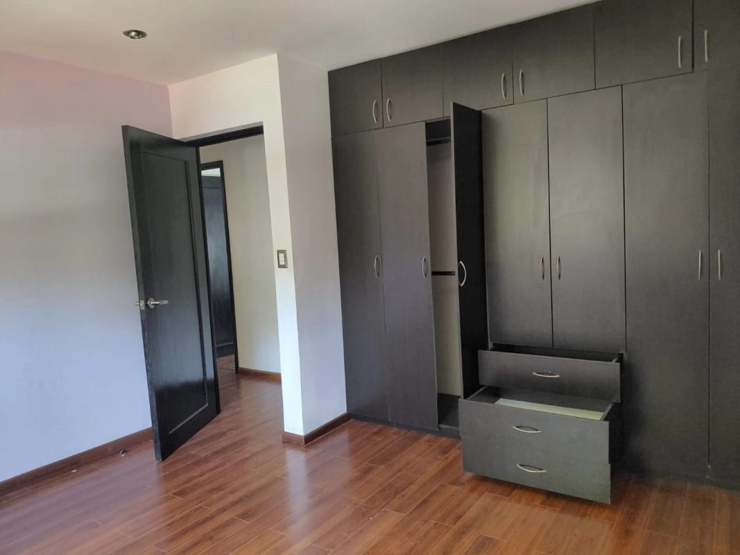 🏡✨ ¡oportunidad Única - Casa en Kanajuyu! ✨🏡 — Casa en Venta en Kanajuyú, Zona 16, Guatemala, Ciudad — foto 5 de 9