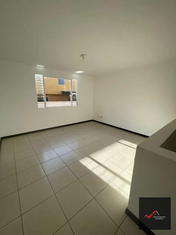 Casa en Venta San Cristobal, Zona 8 de Mixco — Casa en Venta en Zona 8 Mixco, Guatemala, Ciudad — foto 7 de 17
