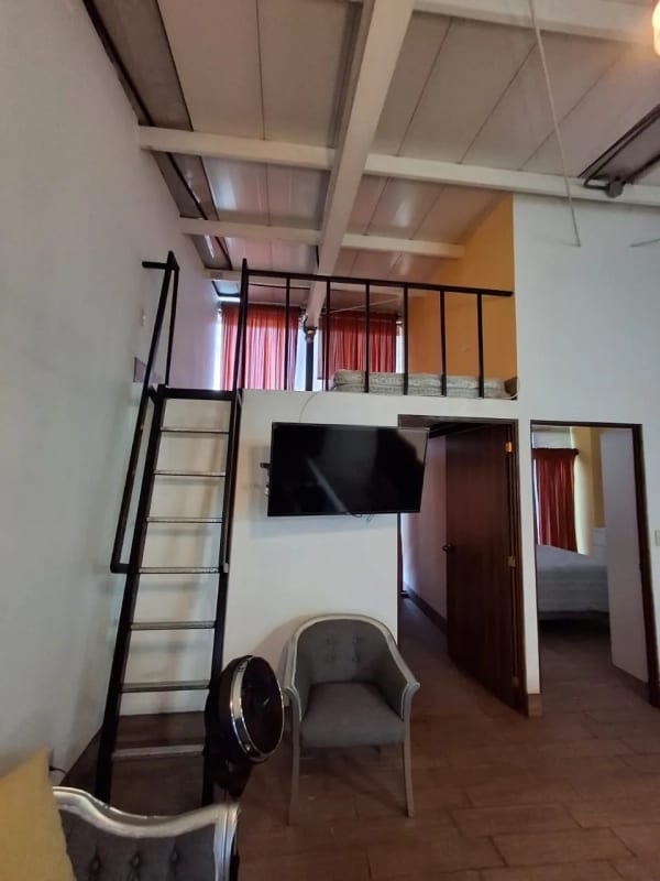 EDFICIO en Venta _ Calzada San Juan zona 7 — Edificio en Venta en Zona 7, Guatemala, Ciudad — foto 2 de 17