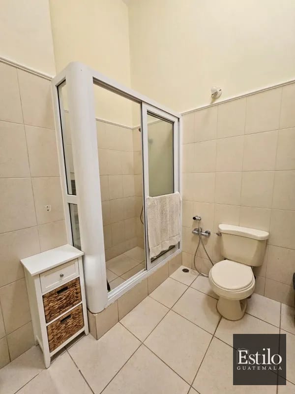 Casa en Venta Colinas de Arrazola — Casa en Venta en Carretera a El Salvador, Guatemala, Ciudad — foto 2 de 16