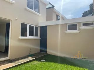 Casa | Venta | KM 16-20 CAES | Entrada Calle de Olmeca | Casa en Venta Residenciales Santa Mónica - Ganga — Casa en Venta en km 16-20, Carretera a El Salvador, Guatemala, Ciudad — miniatura 6 de 9