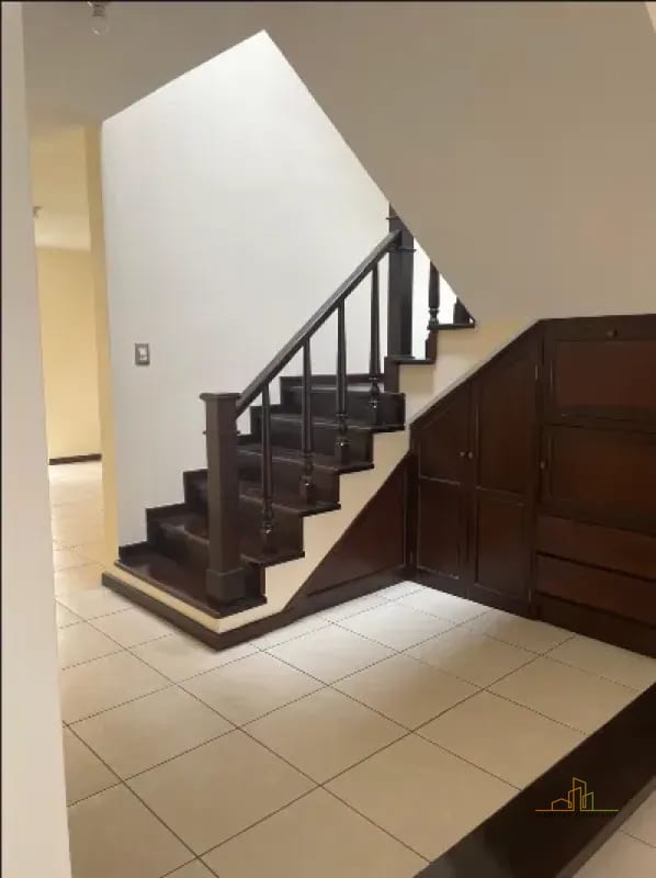 Casa | Venta | KM 16-20 CAES | Entrada Calle de Olmeca | Casa en Venta Residenciales Santa Mónica - Ganga — Casa en Venta en km 16-20, Carretera a El Salvador, Guatemala, Ciudad — foto 3 de 9