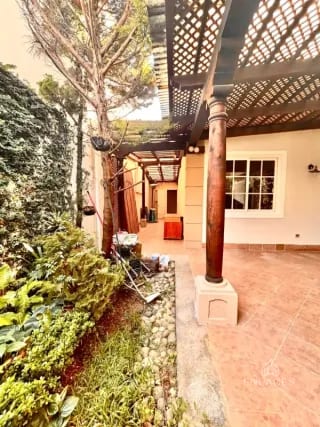 Entrada a Fraijanes • Casa en Renta/Venta • Villas de Entreverdes — Casa en Alquiler en Villas de Entreverdes, Carretera a El Salvador, Guatemala, Ciudad — miniatura 6 de 13