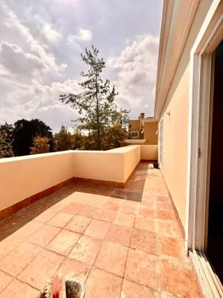 Entrada a Fraijanes • Casa en Renta/Venta • Villas de Entreverdes — Casa en Alquiler en Villas de Entreverdes, Carretera a El Salvador, Guatemala, Ciudad — miniatura 2 de 13