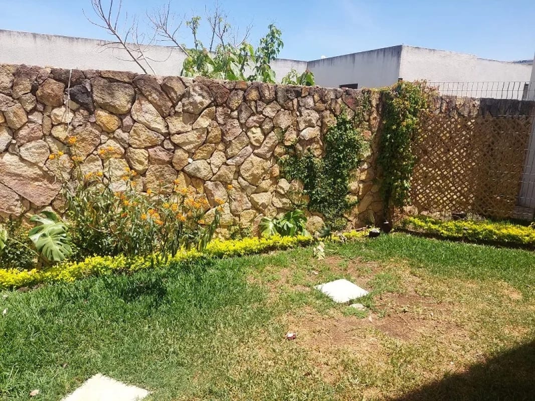 Venta de Casa en Santuaria Muxbal — Casa en Venta en Santuaria Muxbal, Muxbal, Guatemala, Ciudad — foto 13 de 17