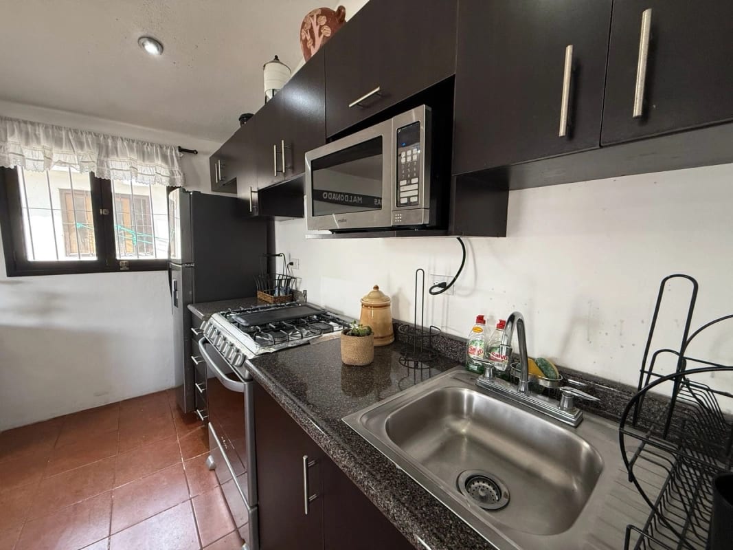 casa en venta en San Pedro las Huertas Antigua ideal para inversión — Casa en Venta en Antigua, Sacatepéquez — foto 9 de 13