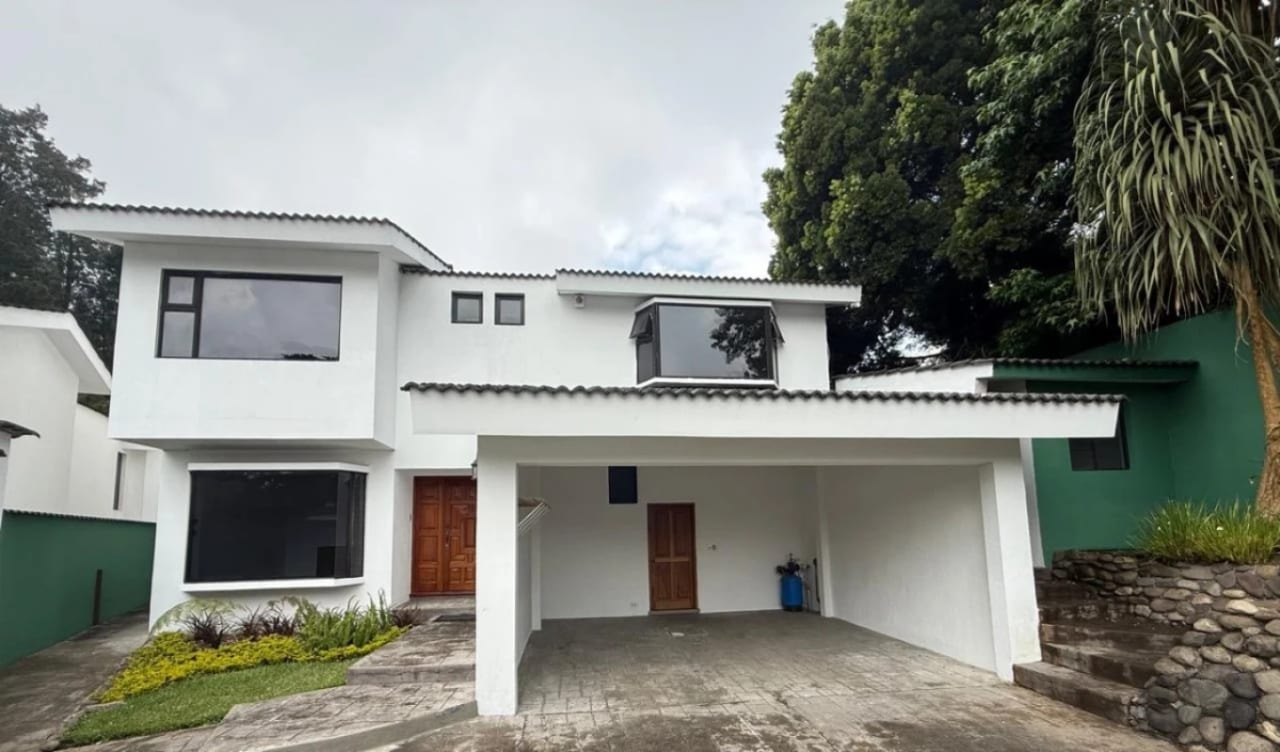 Preciosa casa en venta en Condominio la Encantada, km 12 Carretera El Salvador. — Casa en Venta en Carretera a El Salvador, Guatemala, Ciudad — foto 2 de 13