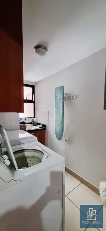 Apartamento amueblado en Venta, San patricio Zona 14 — Apartamento en Venta en Zona 14, Guatemala, Ciudad — foto 7 de 11