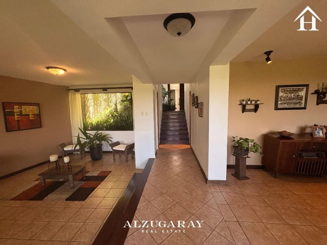 Casa Amplia Cond. Terravista 4 Hab / Entrada a Olmeca, CAES — Casa en Venta en Terravista, Carretera a El Salvador, Guatemala, Ciudad — foto 9 de 12
