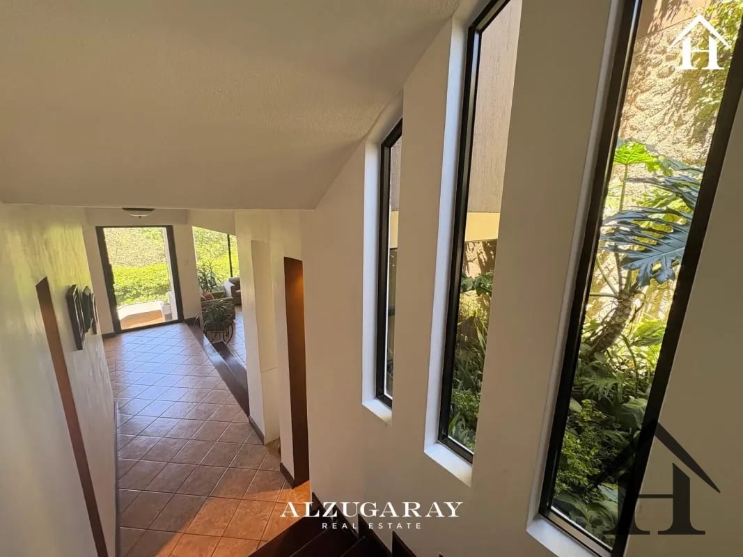 casa amplia Cond. Terravista Km16.5 carr a El Salvador — Casa en Venta en Terravista, Carretera a El Salvador, Guatemala, Ciudad — foto 1 de 9