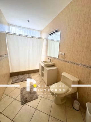 Vendo / Alquilo Apartamento Amueblado en Milenia Zona 10 (copia) — Apartamento en Alquiler en Milenia, Zona 10, Guatemala, Ciudad — miniatura 6 de 16