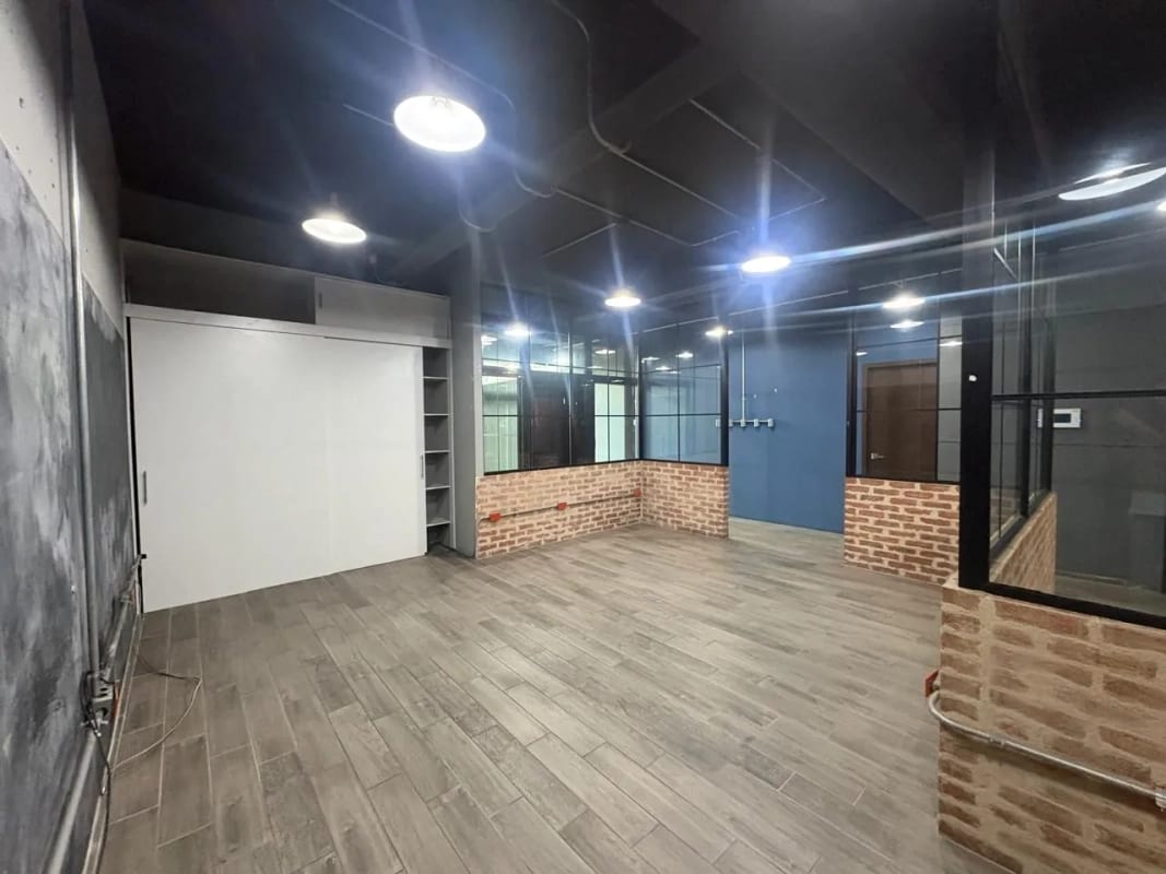 Vendo Oficina en Edificio Piale Zona 10 con Jardín — Oficina en Venta en Pialé, Zona 10, Guatemala, Ciudad — foto 15 de 15