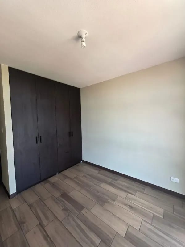 apartamento en VENTA Bosques de San Nicolas a un costado de Walmart San Nicolas — Apartamento en Venta en Bosques de San Nicolás, Zona 4 Mixco, Guatemala, Ciudad — foto 7 de 13