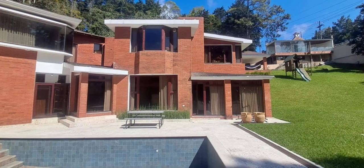 Vendo Casa con Piscina, Sauna, Jacuzzi, KM.18.7 CAES (copia) — Casa en Venta en Condominio La Mirage, Carretera a El Salvador, Guatemala, Ciudad — foto 6 de 11