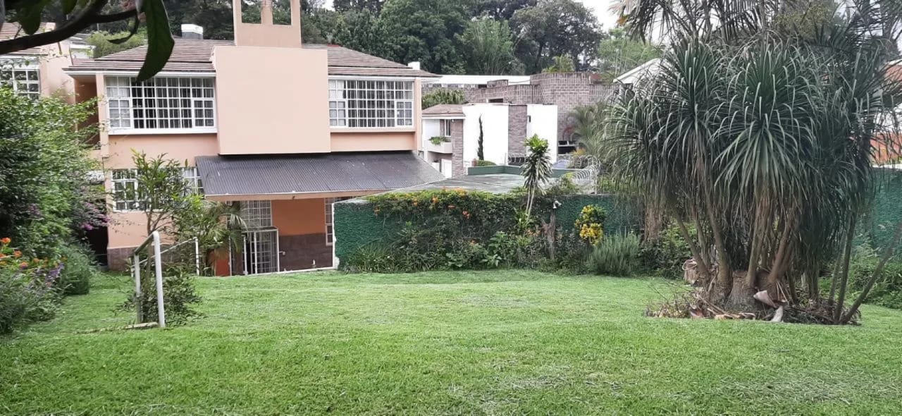 Alquilo Linda Casa con Jardin Amplio Zona 13 Elgin — Casa en Alquiler en Zona 13, Guatemala, Ciudad — foto 11 de 11