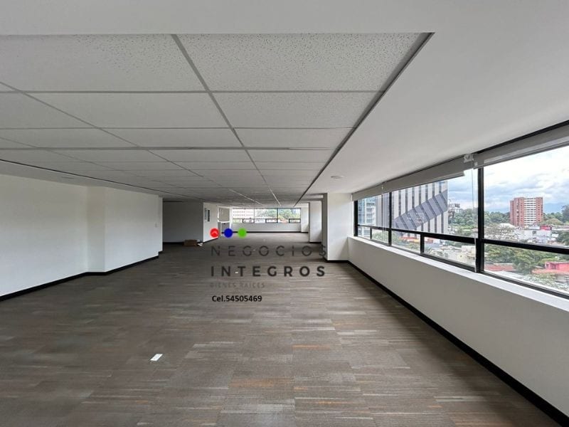 Alquilo Amplia Oficina en Zona 10 (copia) — Oficina en Alquiler en Centro Empresarial, Zona 10, Guatemala, Ciudad — foto 2 de 10