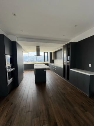 Vendo Exclusivo Penthouse con Terraza Grande - Milenia Oakland Z.10 — Apartamento en Venta en Milenia, Zona 10, Guatemala, Ciudad — miniatura 5 de 7