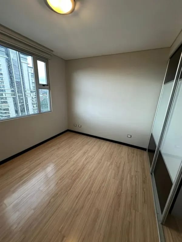 Penthouse en Venta Zona 14 en el Edificio Torre 14 — Apartamento en Venta en Torre 14, Zona 14, Guatemala, Ciudad — foto 14 de 17